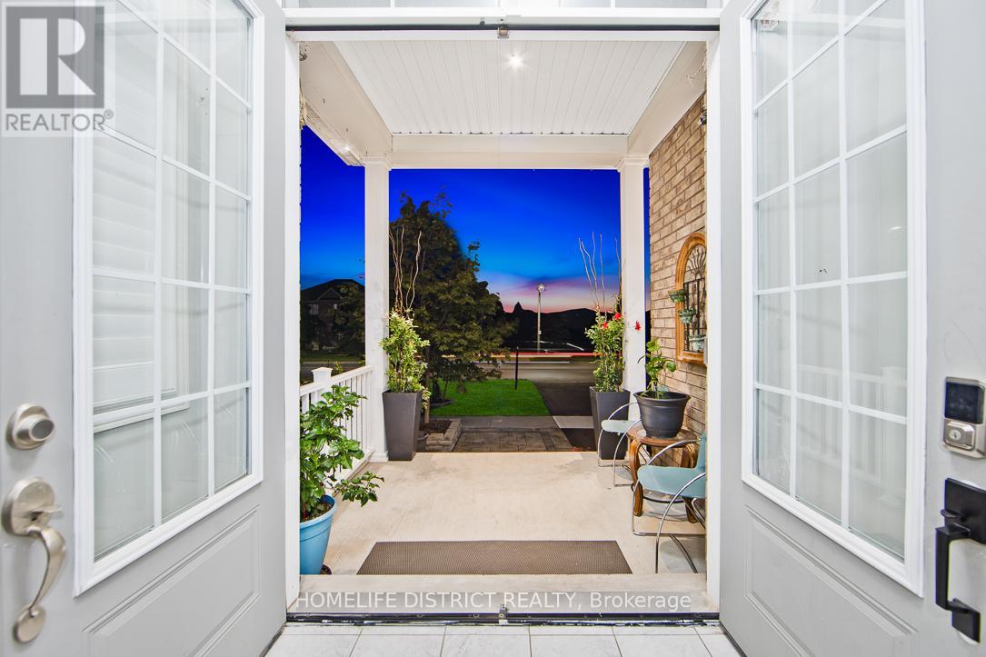 1794 GRANDVIEW STREET N