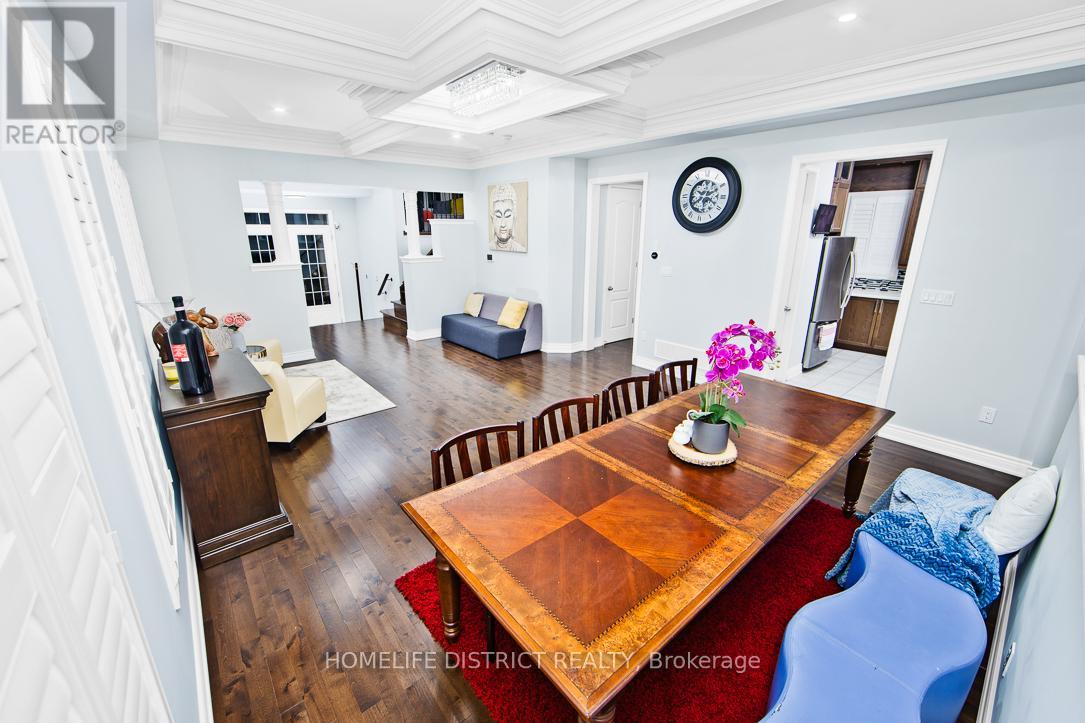 1794 GRANDVIEW STREET N