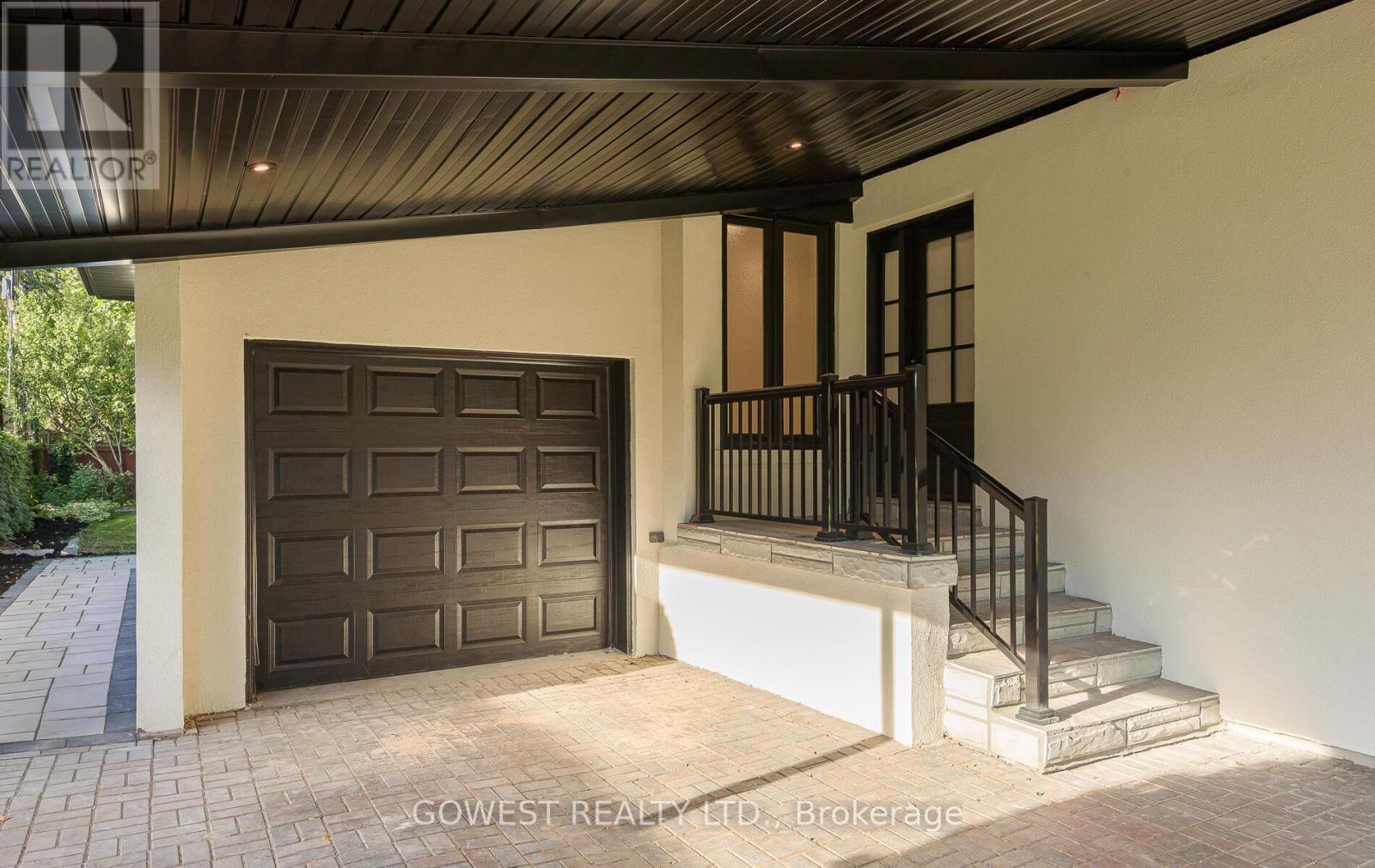 27 HOLLISTER ROAD
