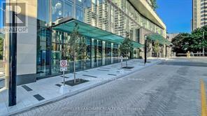 2205 - 575 BLOOR STREET E