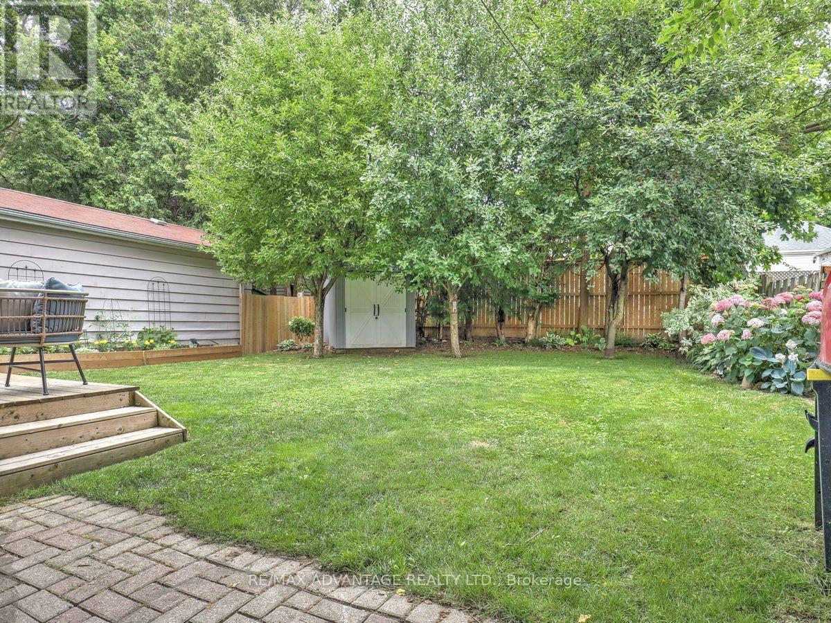 272 ELGIN STREET