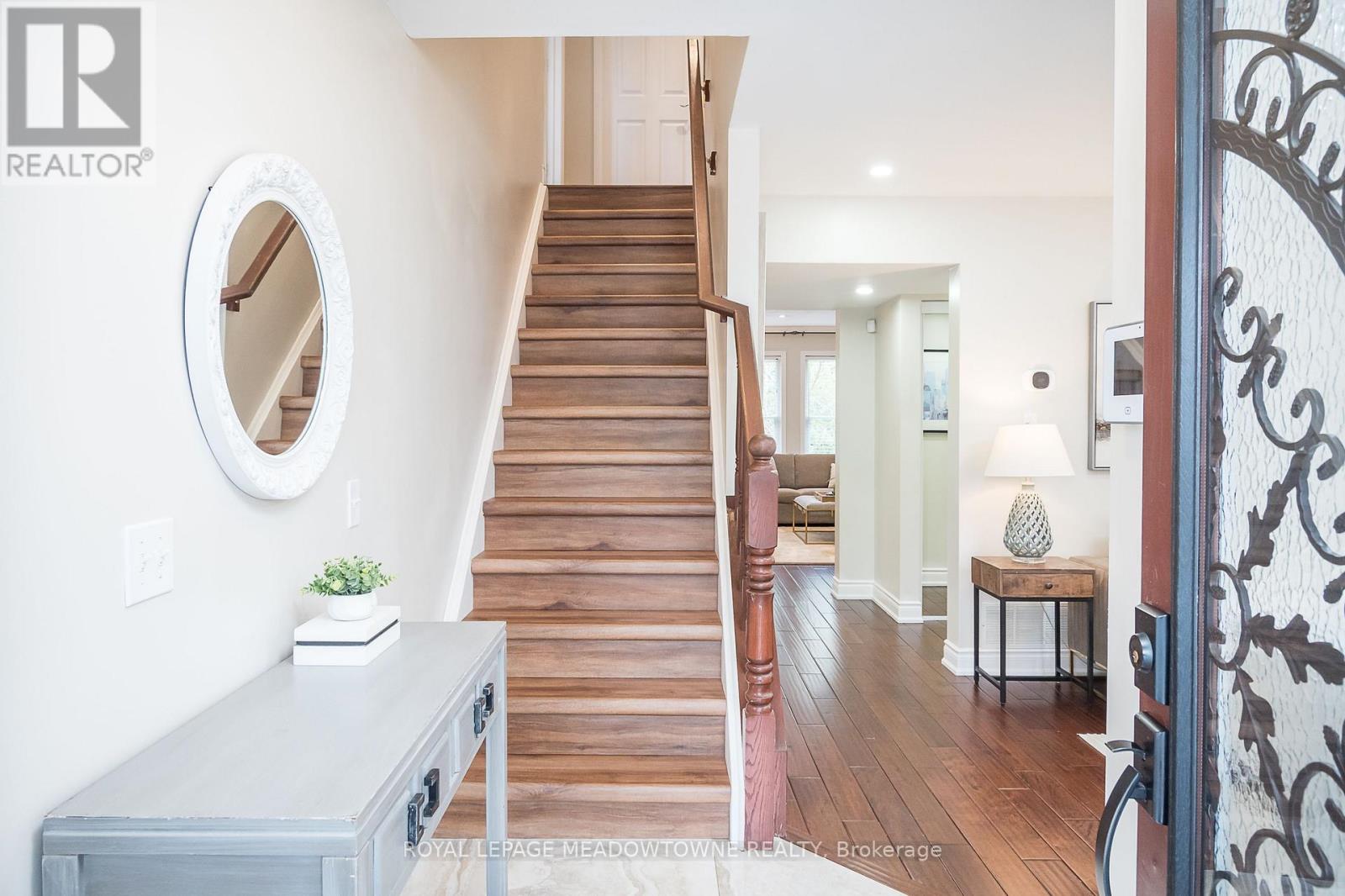 23 BAGGS CRESCENT