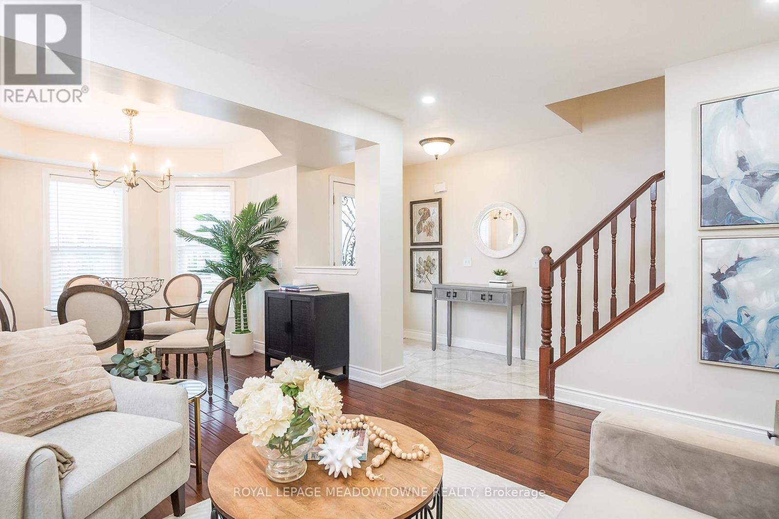 23 BAGGS CRESCENT