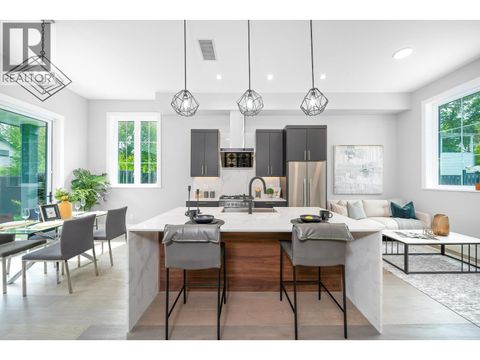 4 9500 GARDEN CITY ROAD Richmond BC V7A2S2