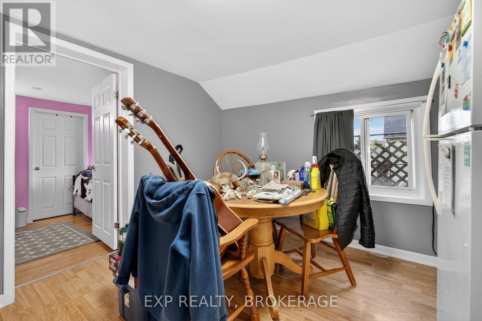 342 KING STREET W