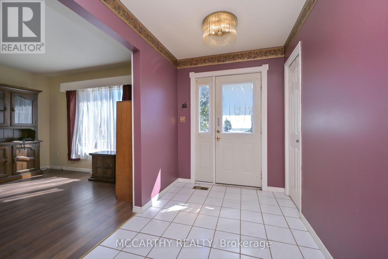 28 WILSON CRESCENT