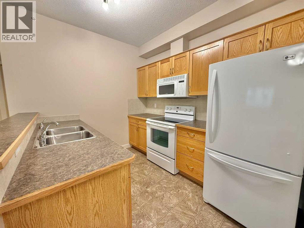 305, 109 Seabolt Drive