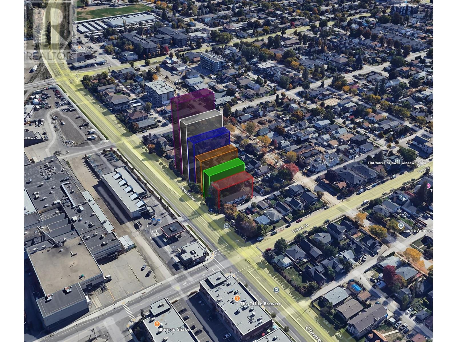 925, 933, 937, 943, 949 955 Clement Avenue