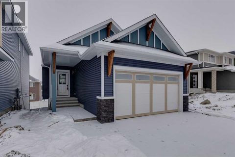 1402 Bayview Crescent SW Airdrie AB T4B5N9