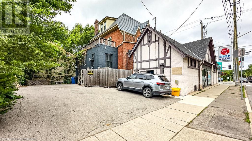 424 ABERDEEN Avenue