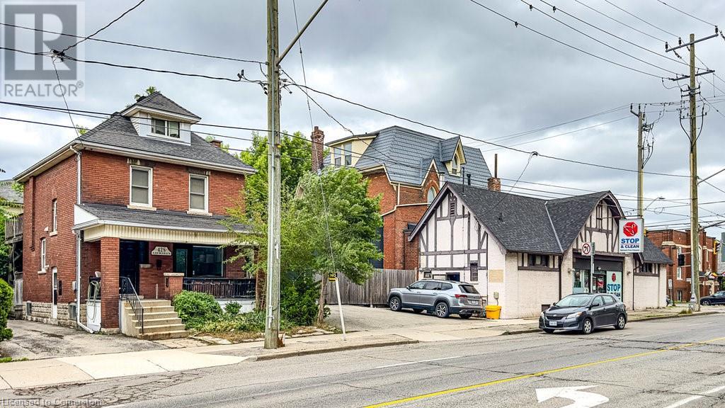 424 ABERDEEN Avenue