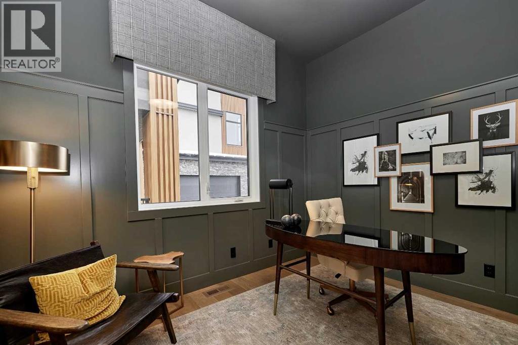 233 Rowmont Drive NW