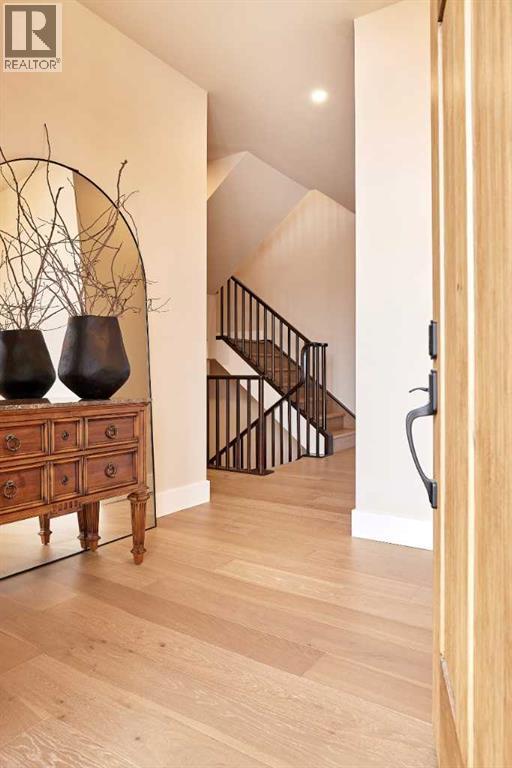 233 Rowmont Drive NW