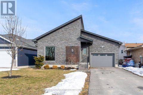 5 HERON POINTE ROAD Port Colborne (Sugarloaf) ON L3K6A9