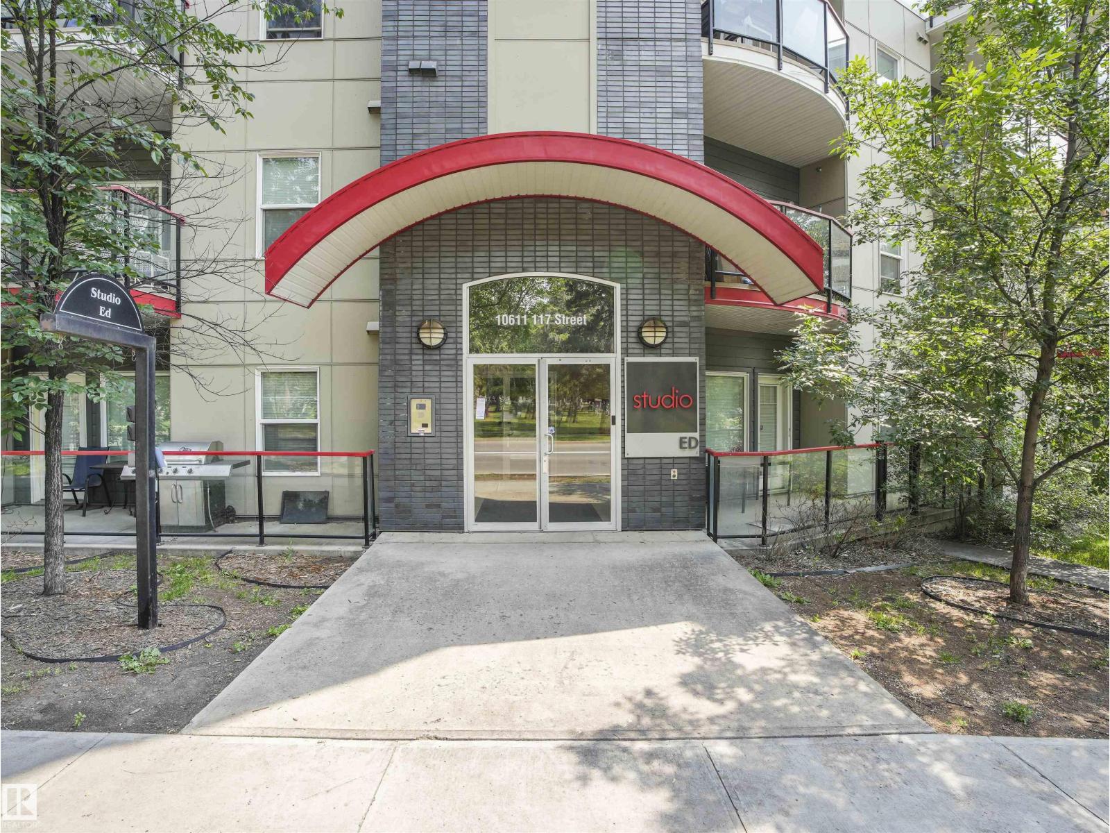 #302 10611 117 ST NW