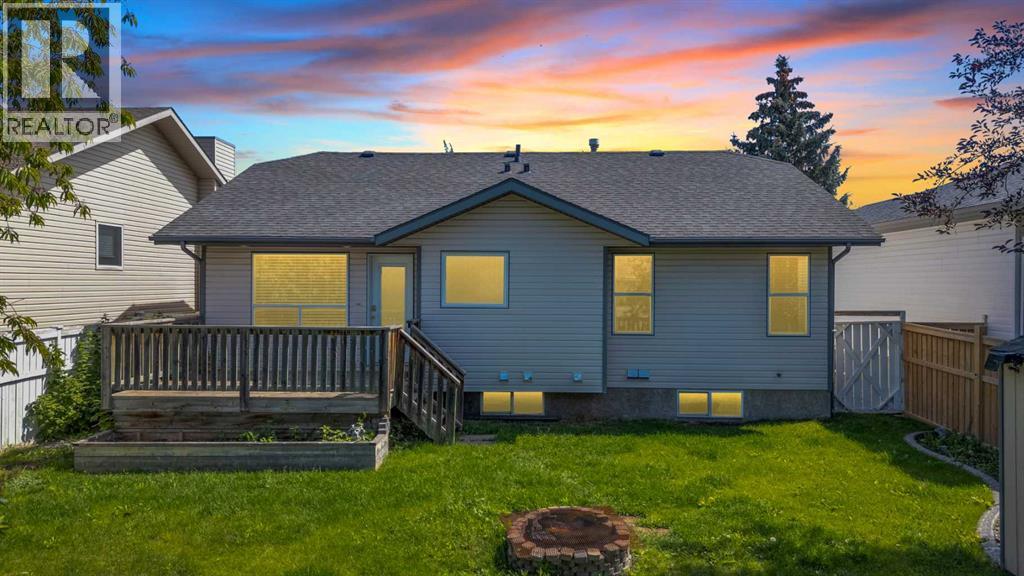 12 Archibald Crescent