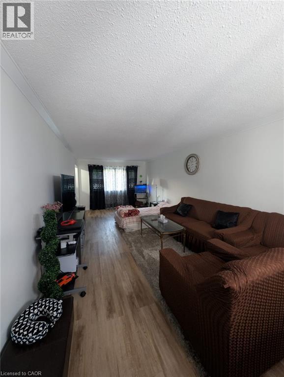 30 GREEN VALLEY Drive Unit# 9