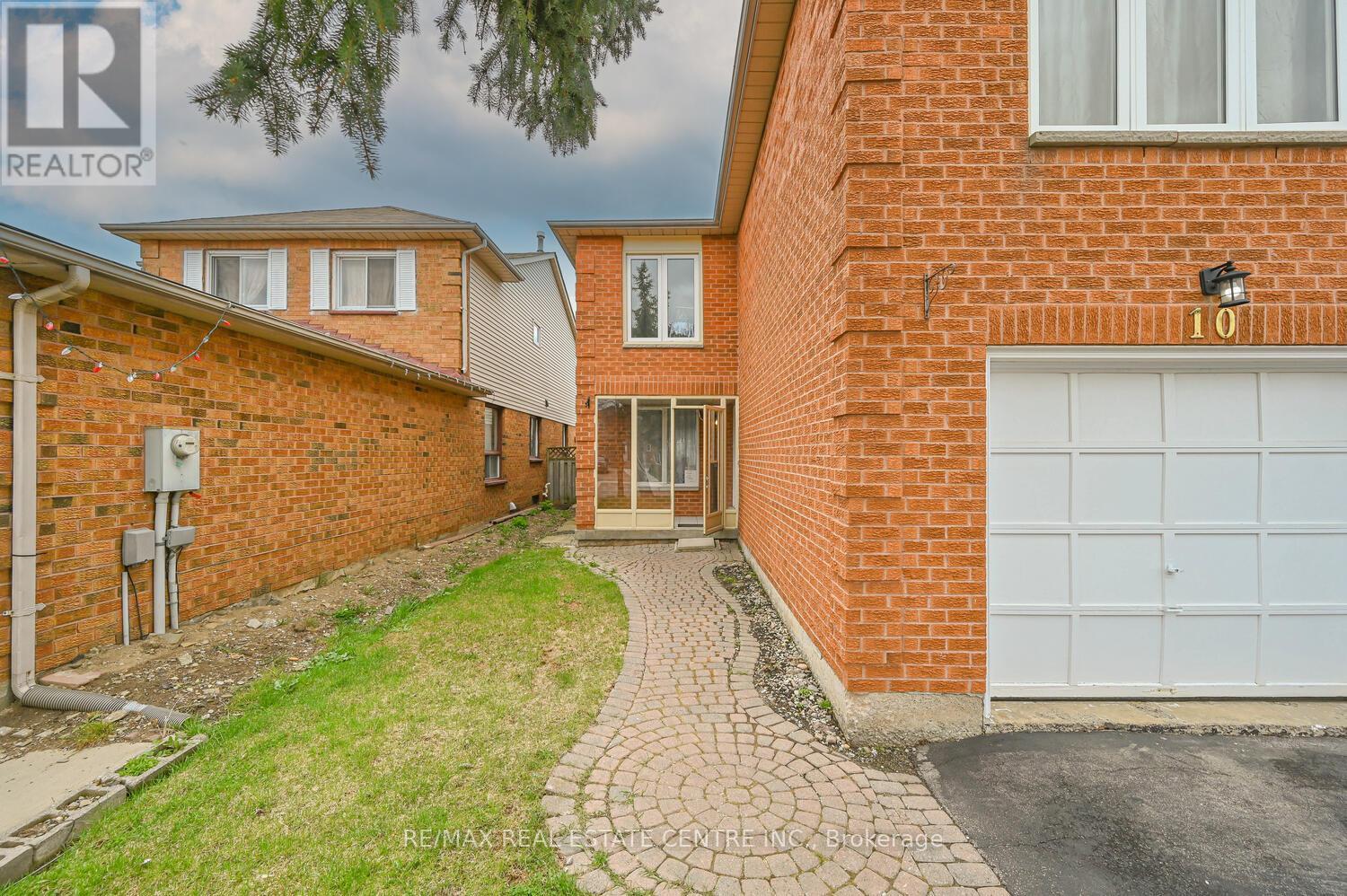 10 STALBRIDGE AVENUE