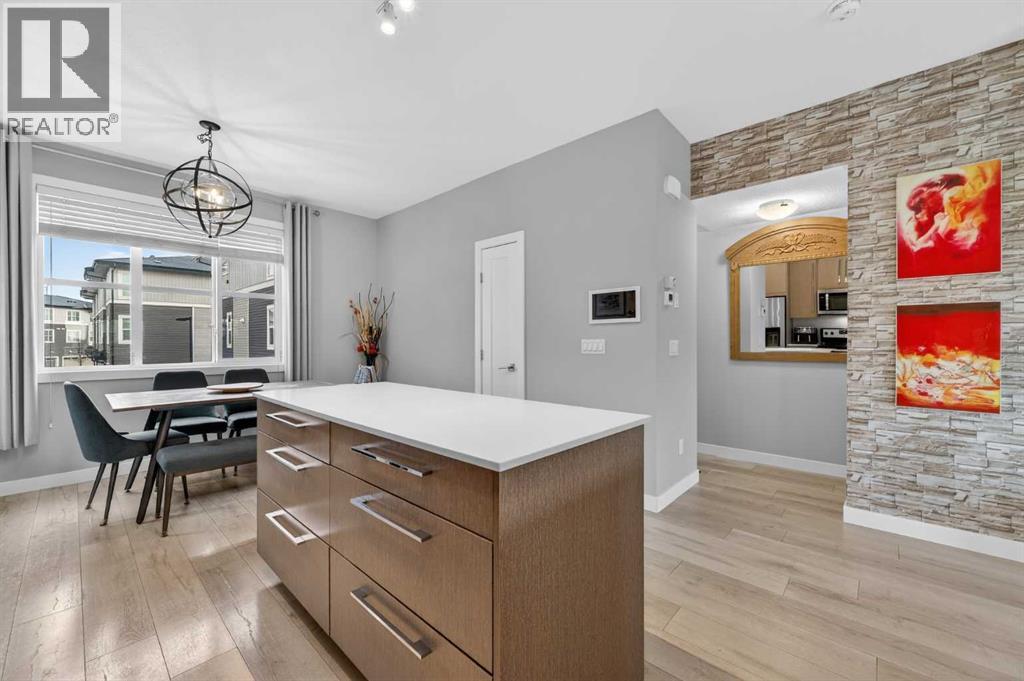 4 Cornerstone Manor NE