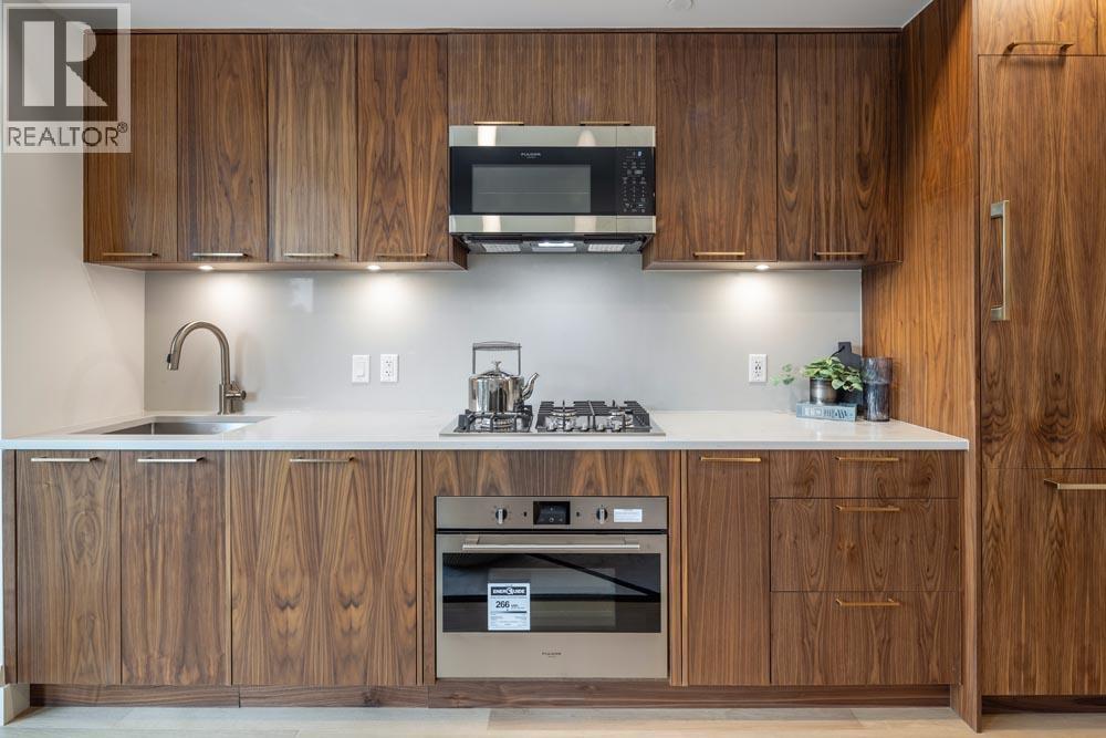 410 2550 GARDEN DRIVE