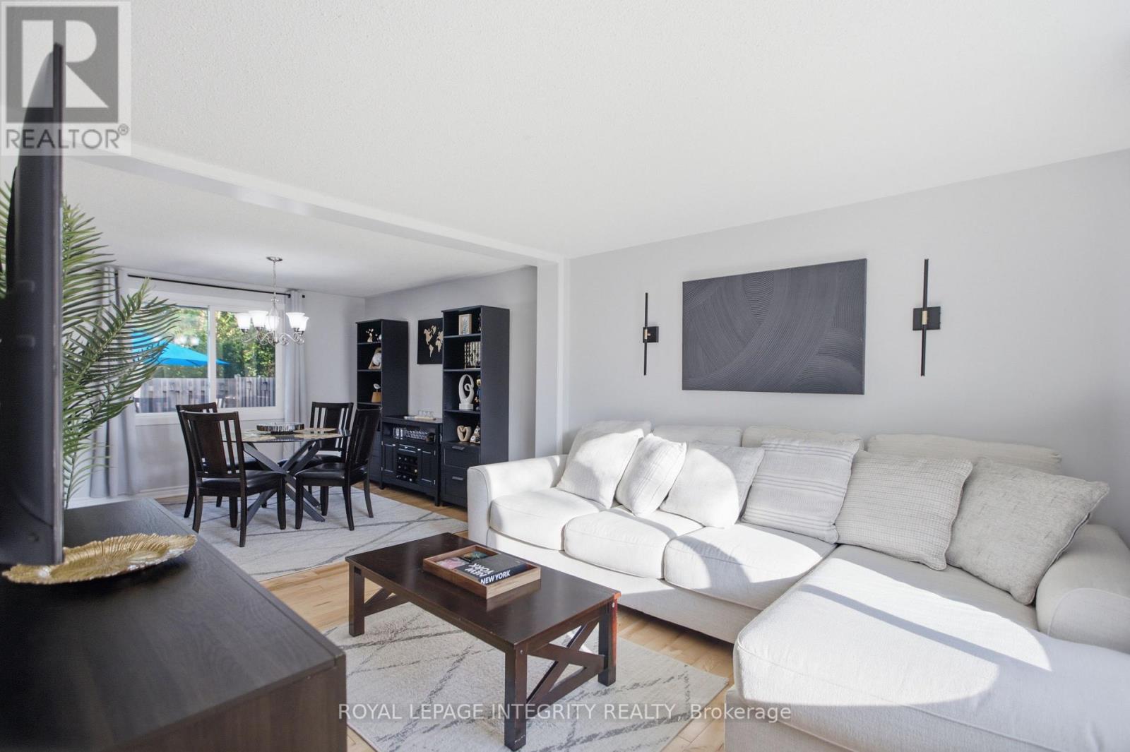 1544K BEAVERPOND DRIVE