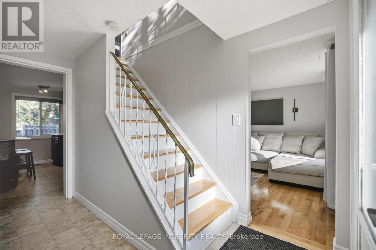 1544K BEAVERPOND DRIVE