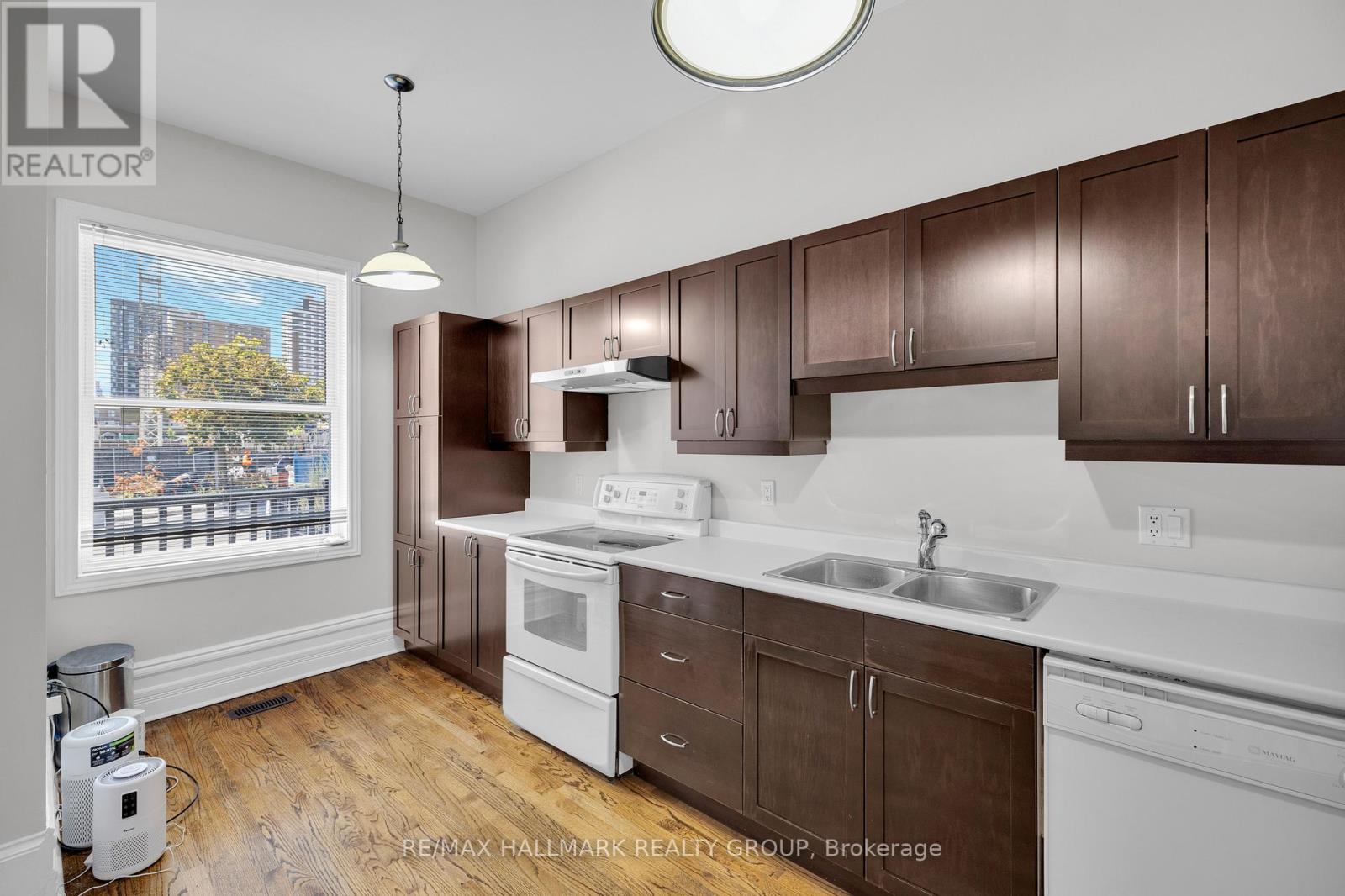 121 & 123 YORK STREET