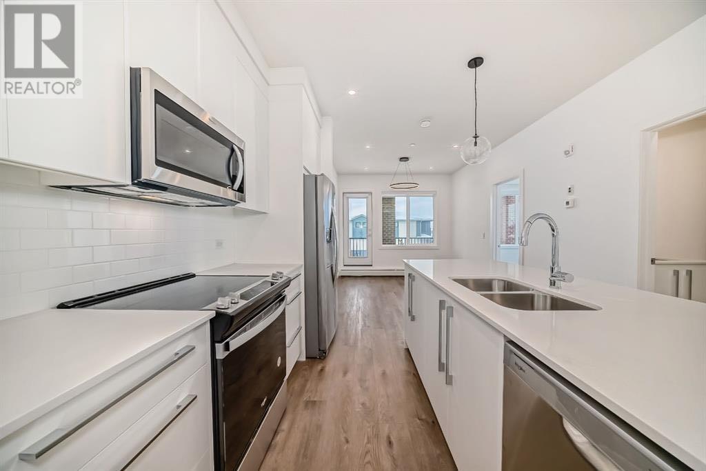 3117, 6 Merganser Drive W