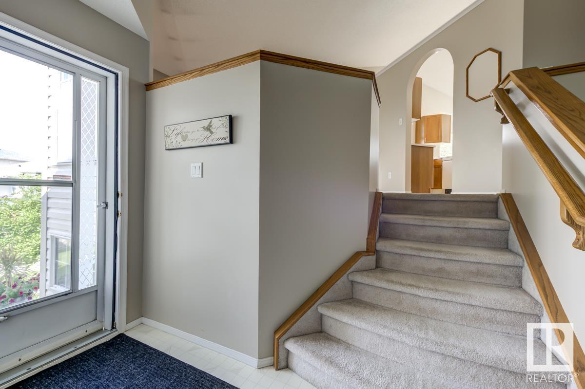 143 HOLLICK-KENYON WY NW