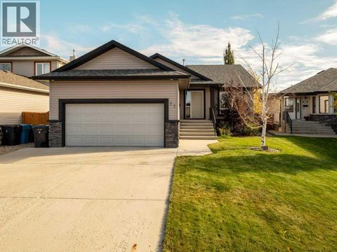 27 Rivermill Landing W Lethbridge AB T1K8B2