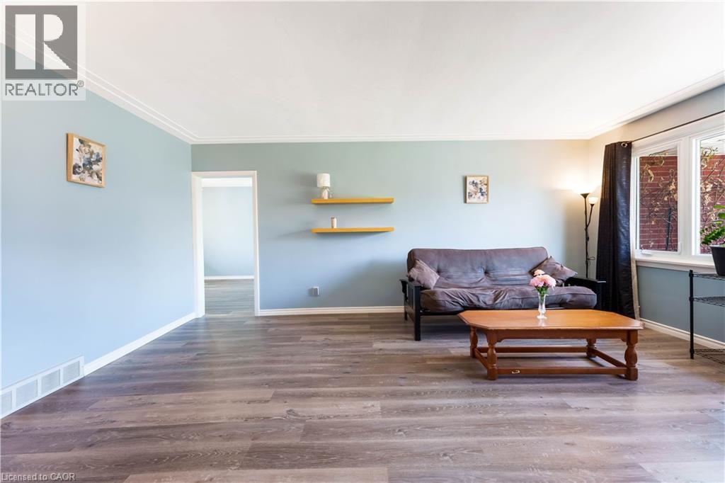 92 BRAESIDE Avenue
