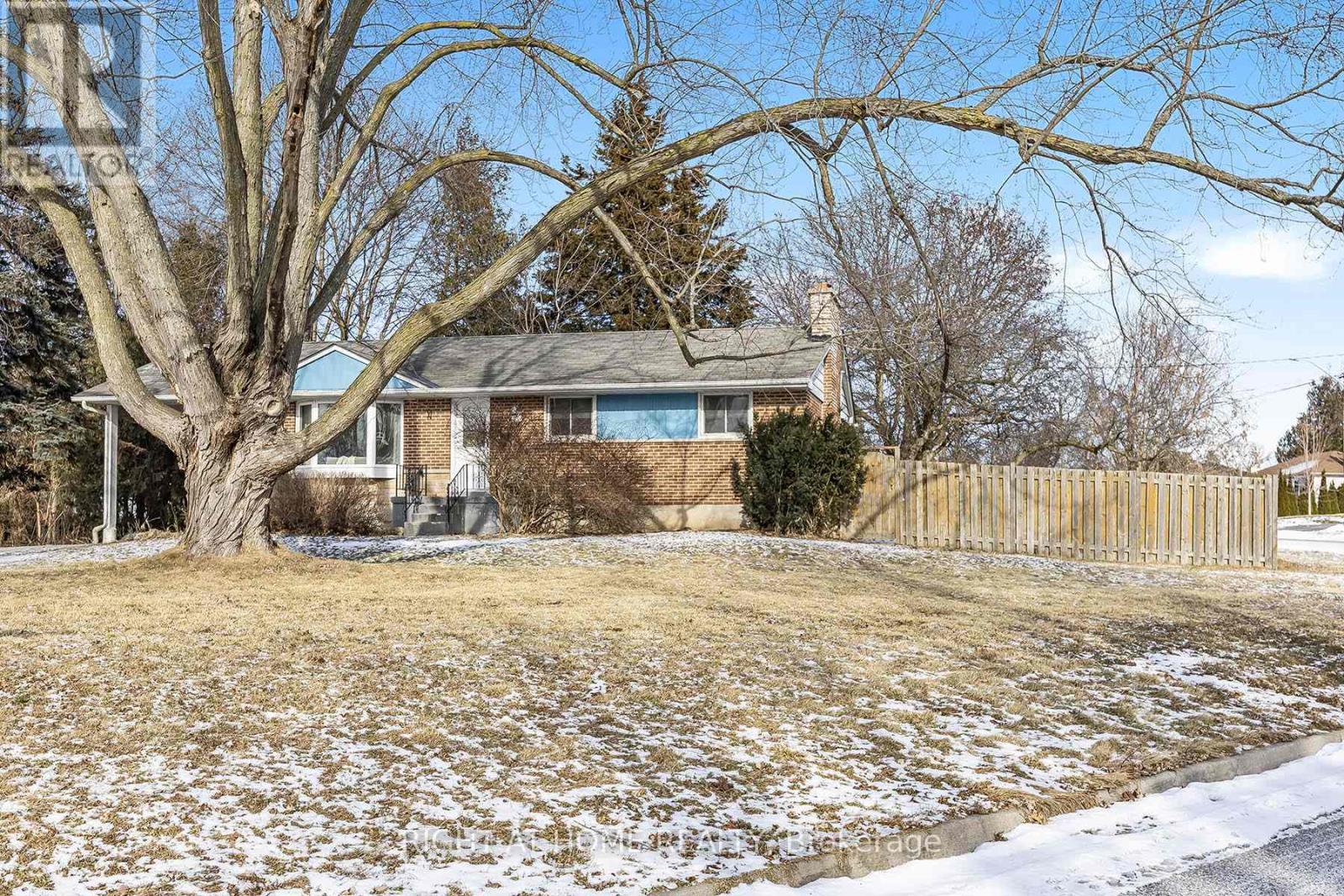 25 HILEY AVENUE