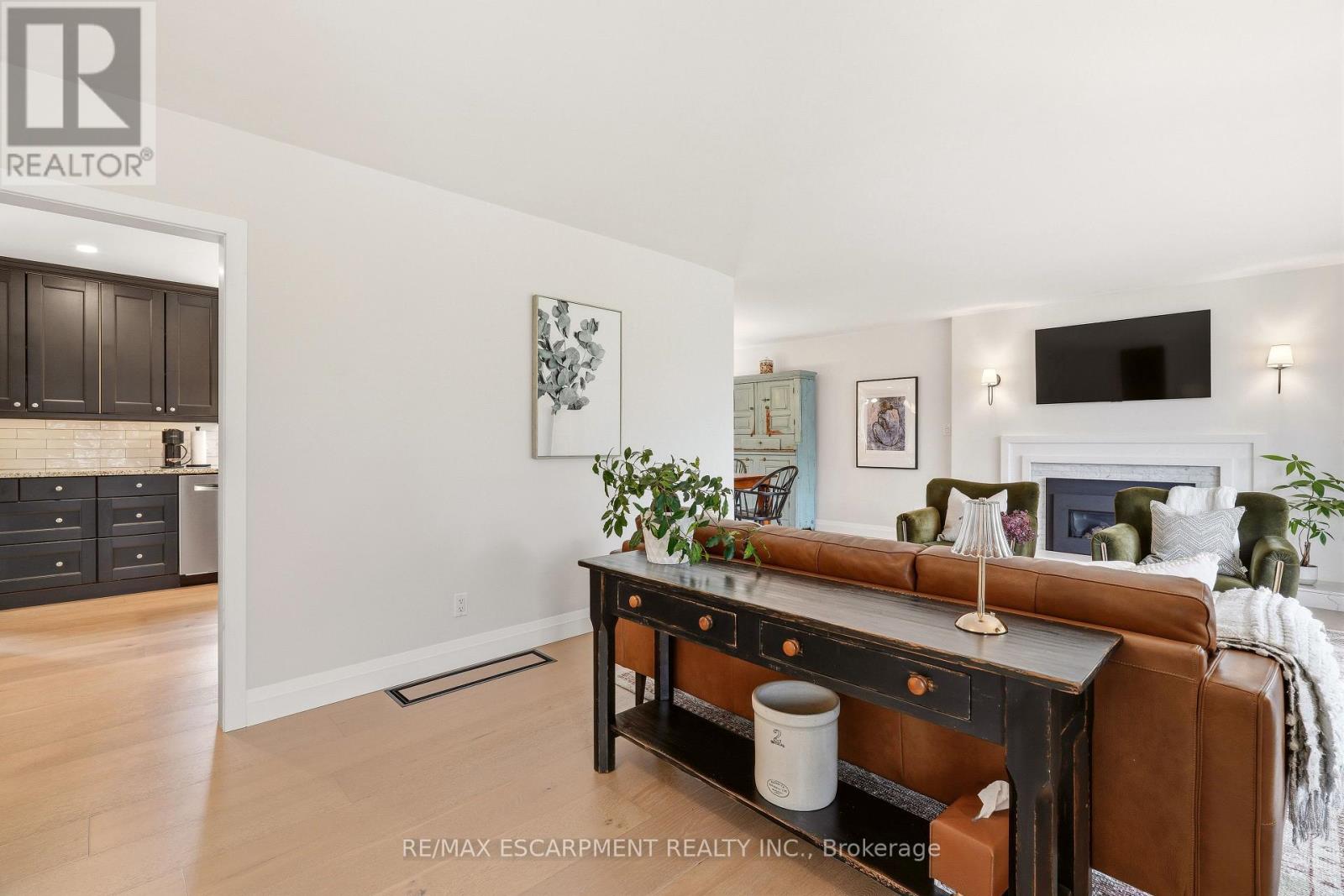 4046 GRAPEHILL AVENUE