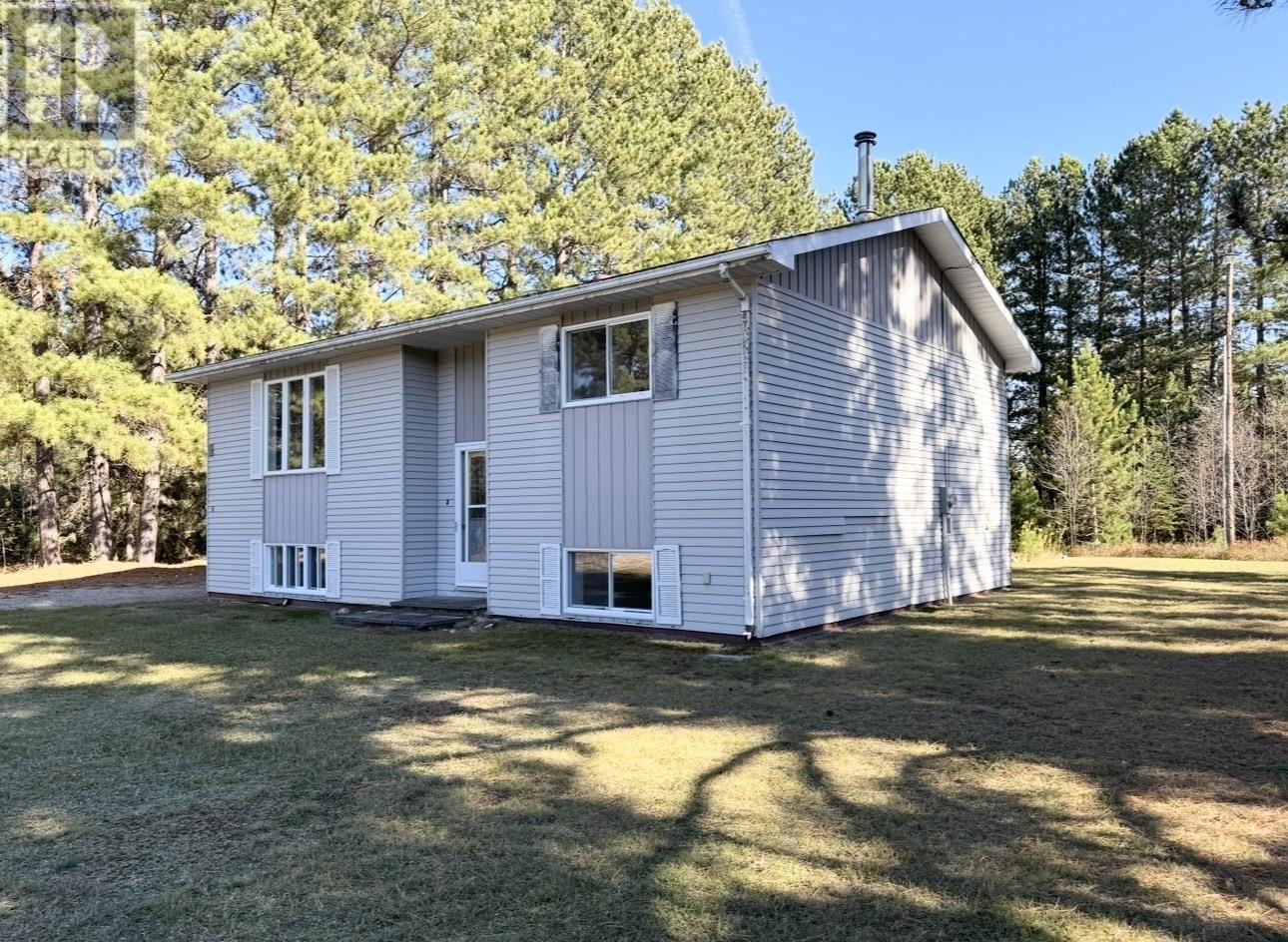 50 Russell AVE - Photo 2