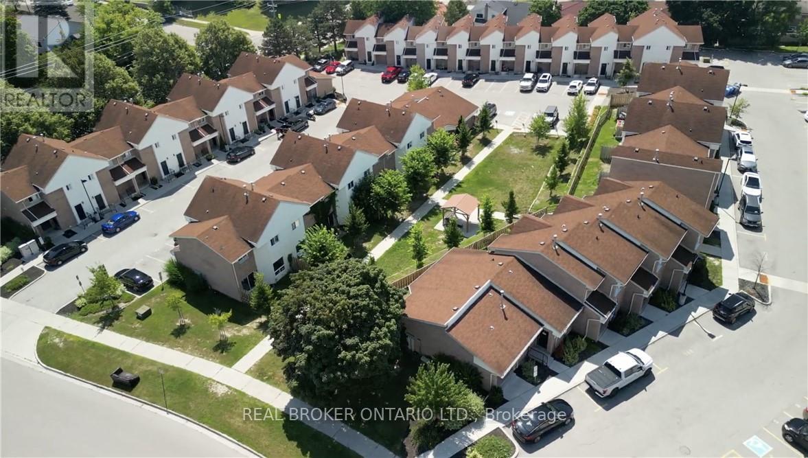15 MILLWOOD CRESCENT