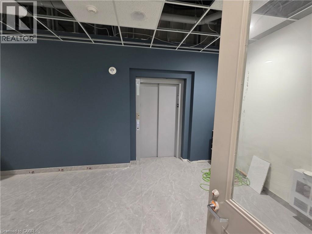 580 ADELAIDE Street Unit# 208