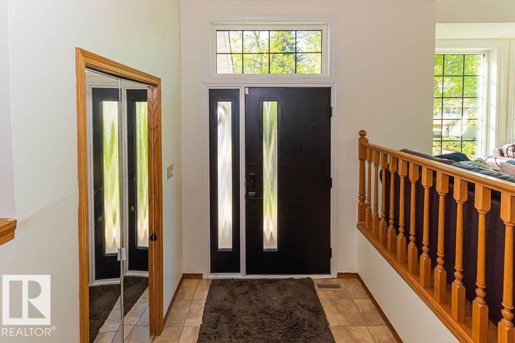 31 WINDERMERE CR