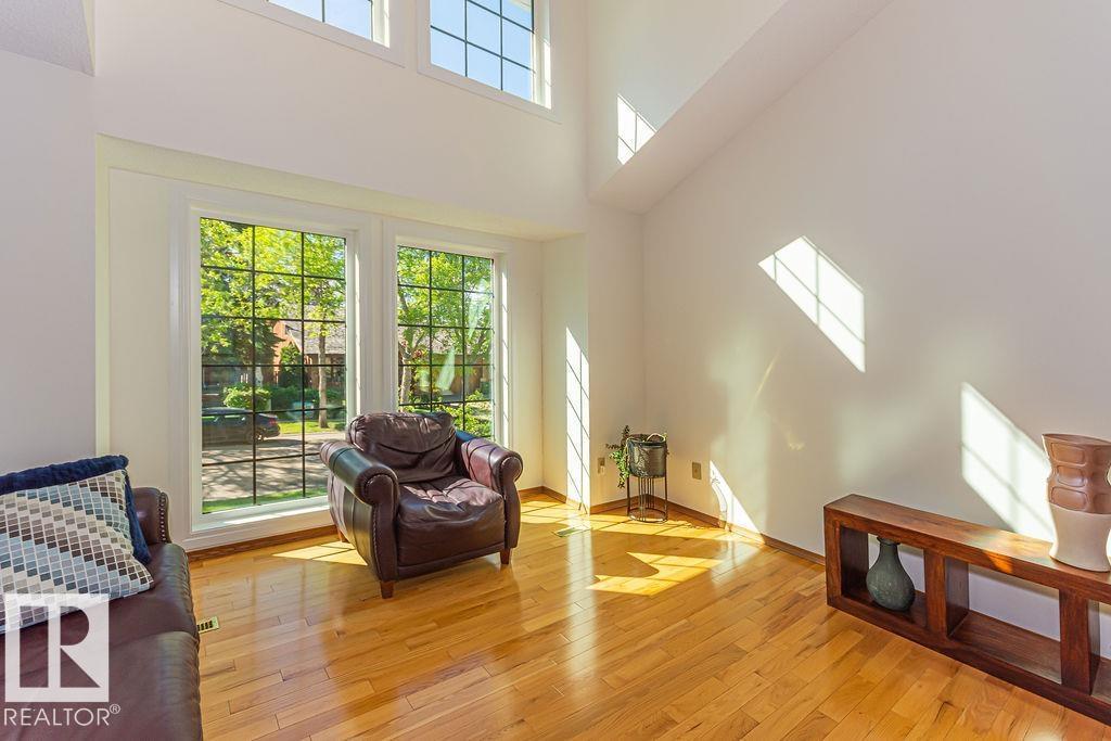 31 WINDERMERE CR