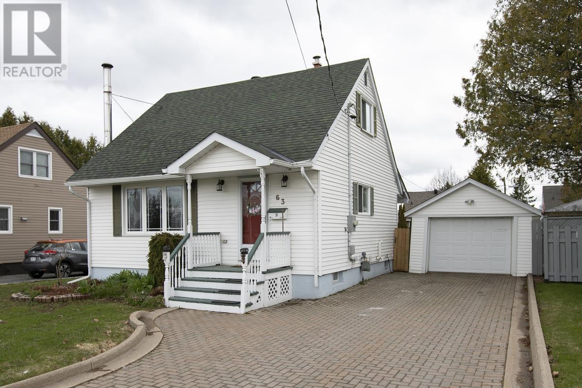 Photo 1 of 50 — 63 Weldon AVE, Sault Ste. Marie, ON P6B3C5