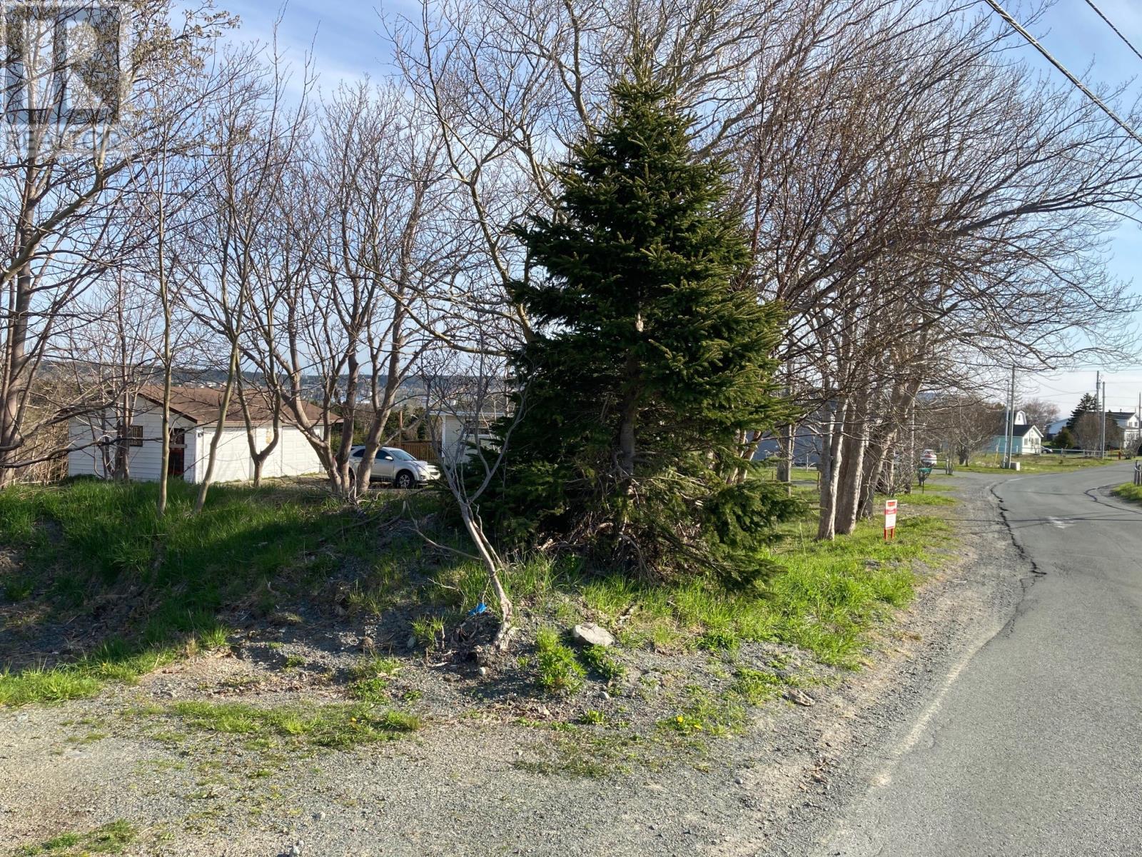 106 North Pond Road