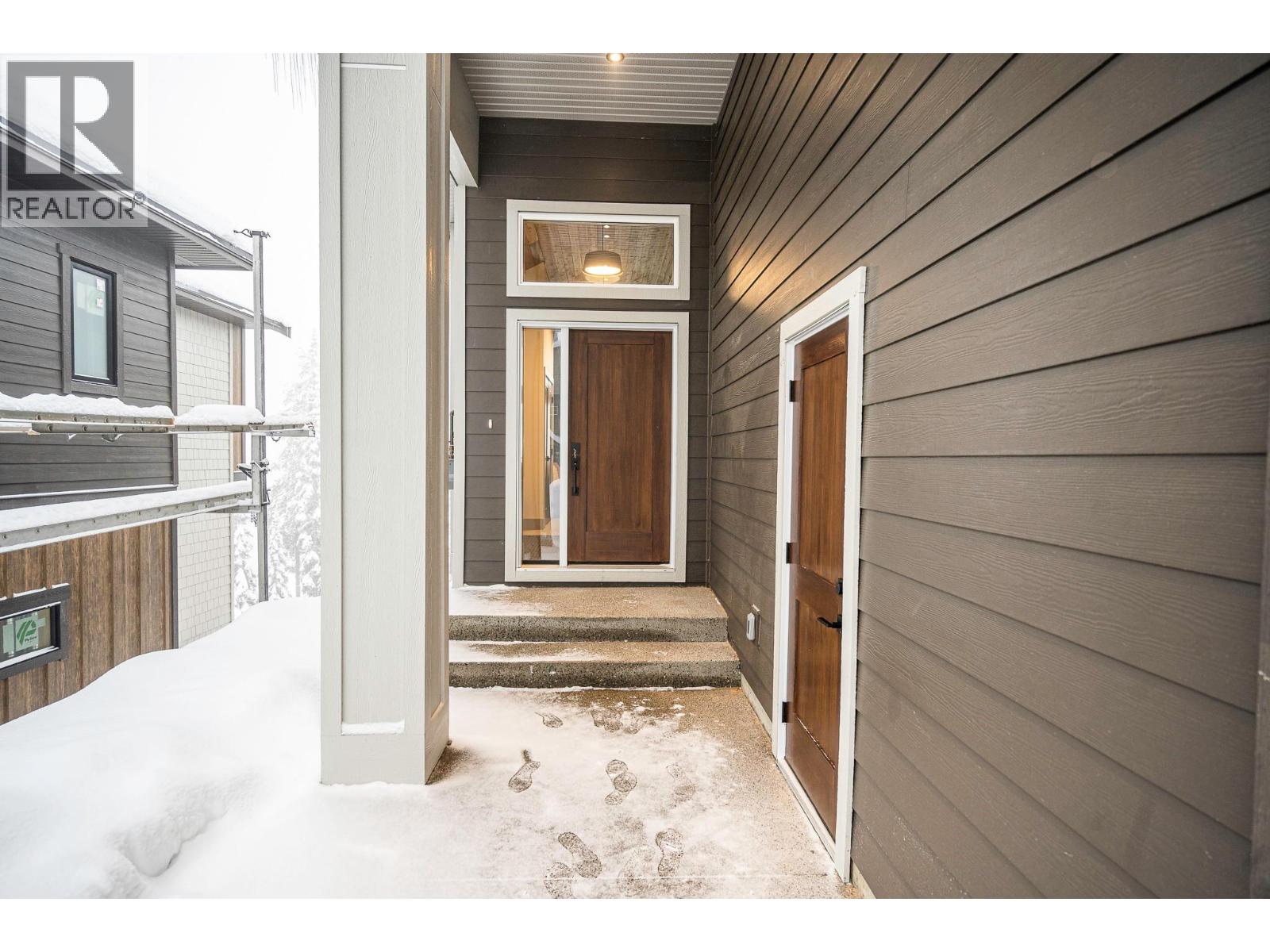 215B Grizzly Ridge Trail