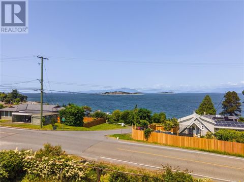 7034 Lavender Rd Lantzville BC V0R2H0