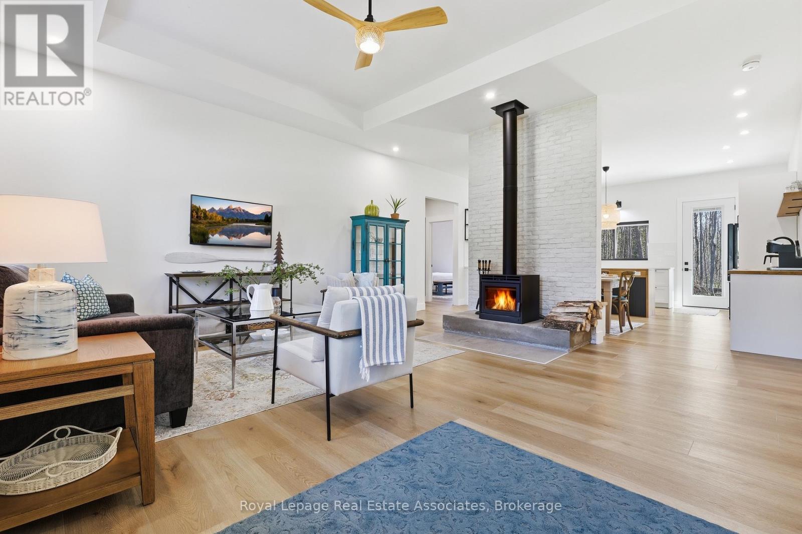 18 TAMARAC ROAD