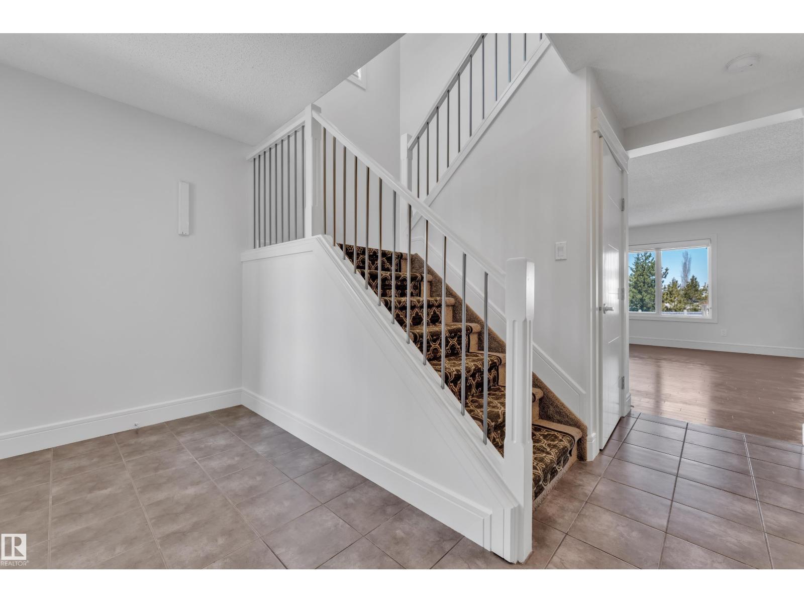 6156 11 AV SW