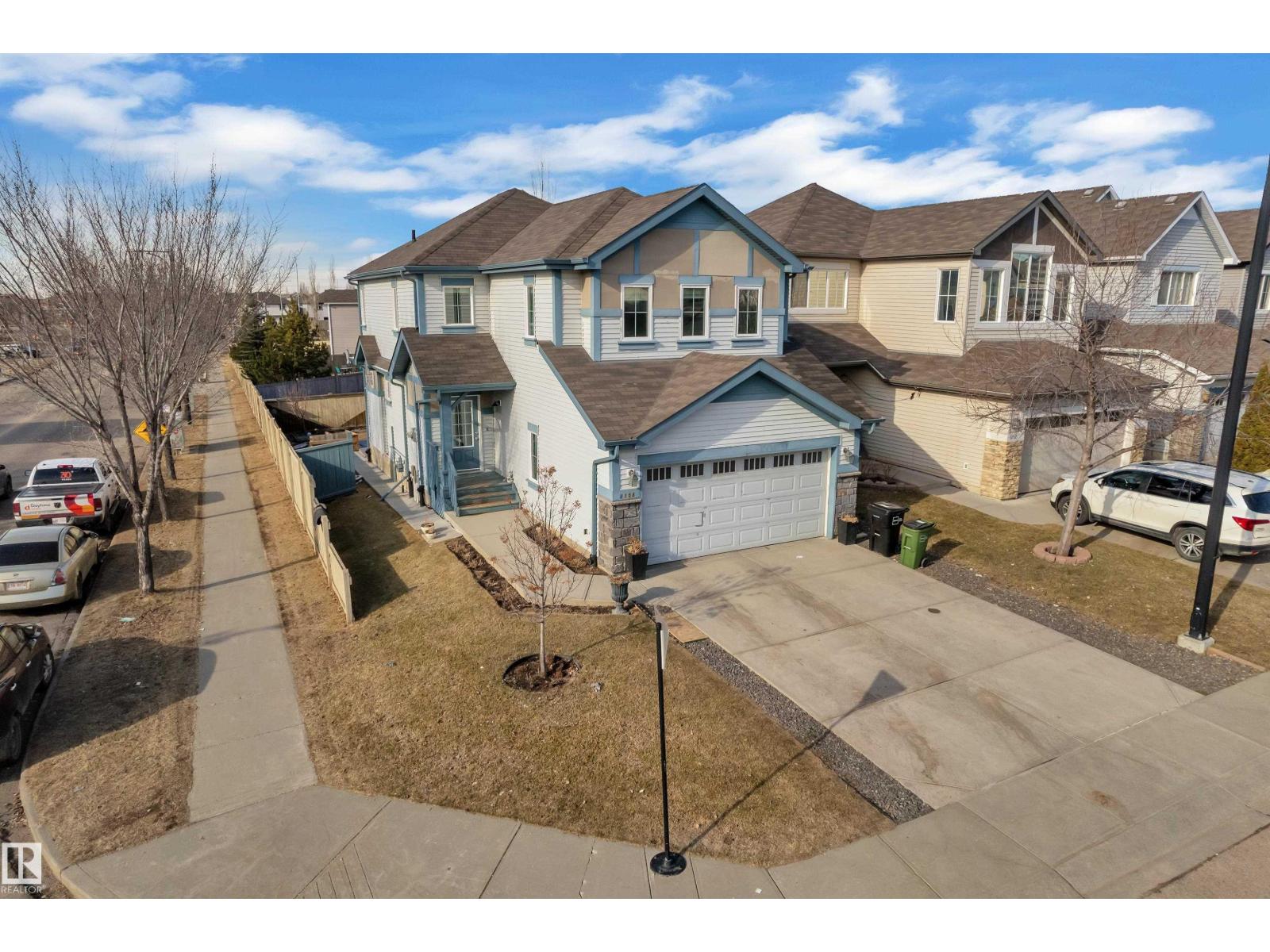 6156 11 AV SW