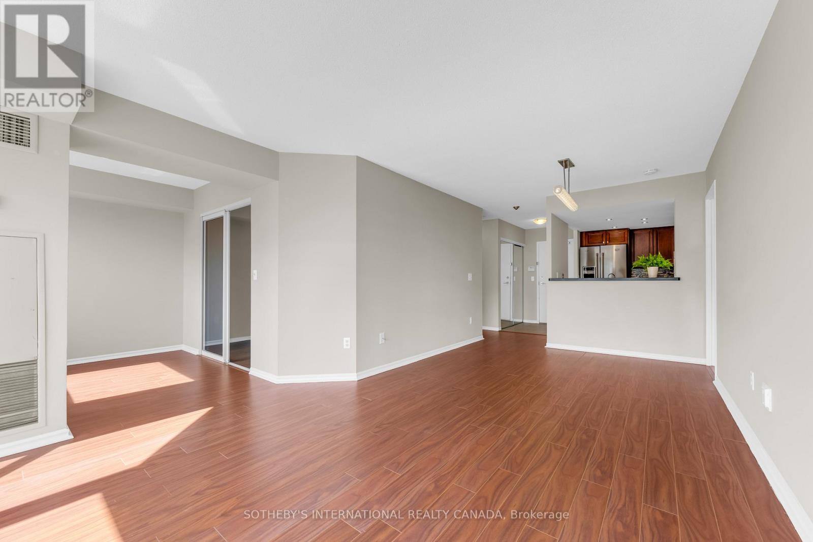 1411 - 325 WEBB DRIVE