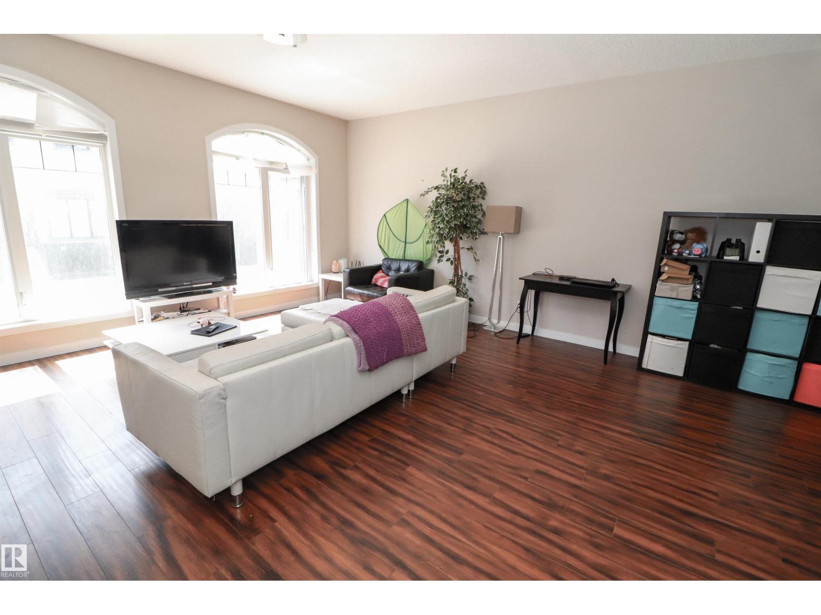 #23 5873 MULLEN PL NW