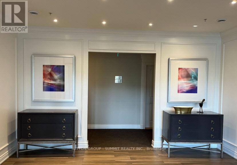 242 - 1077 GORDON STREET