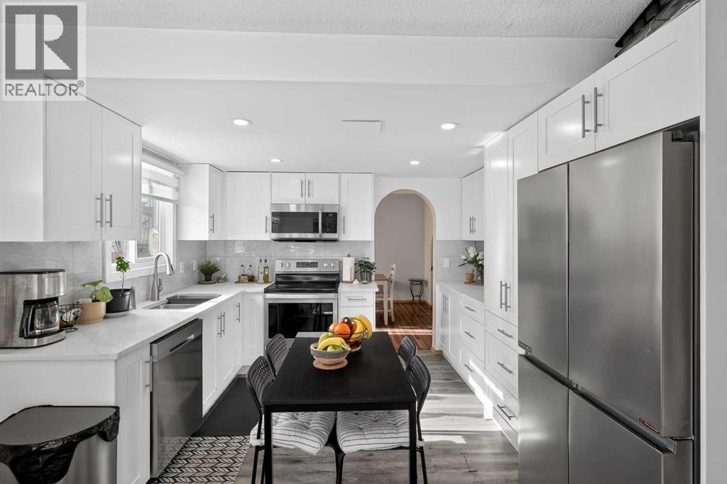 247 Templewood Road NE