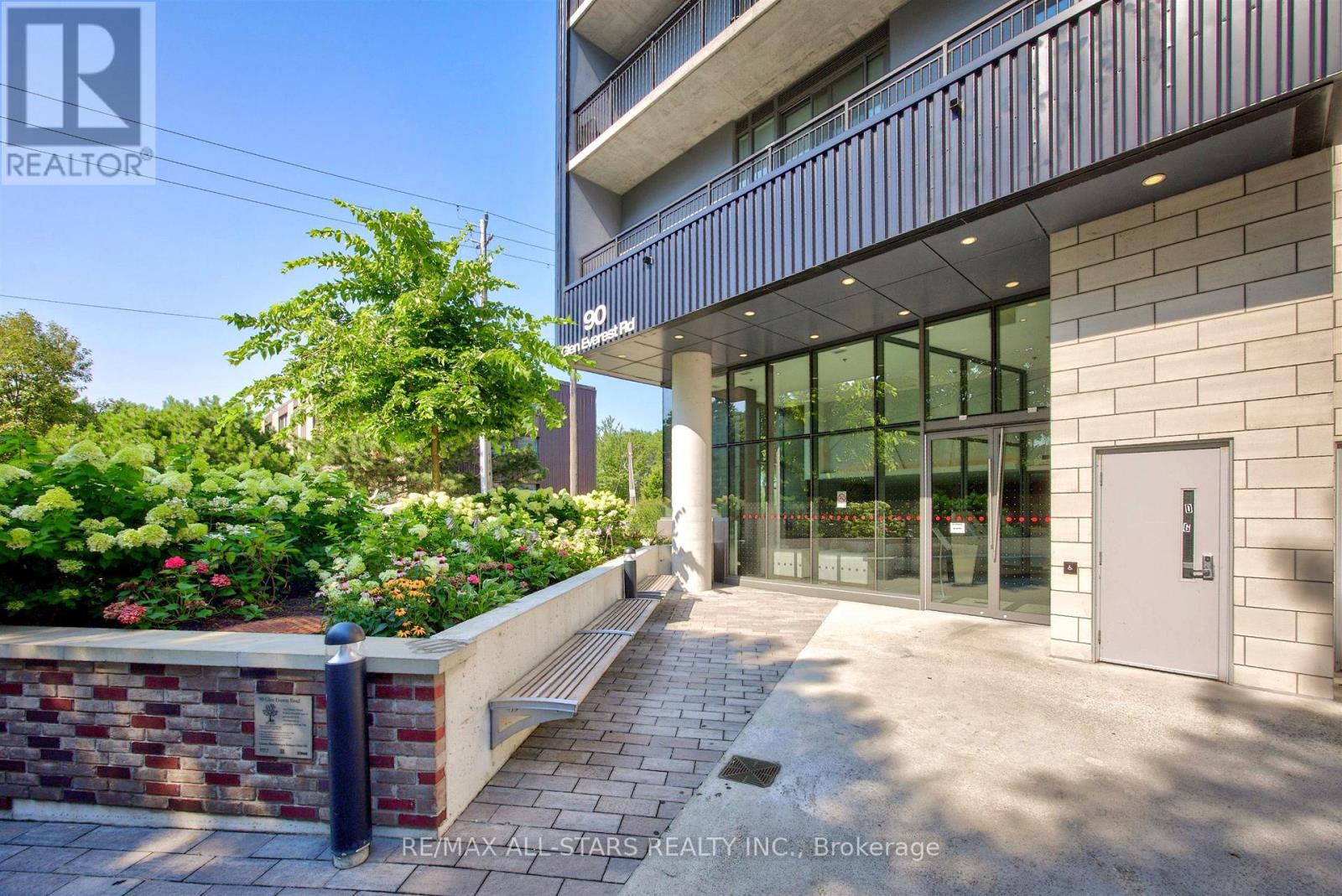 309 - 90 GLEN EVEREST ROAD